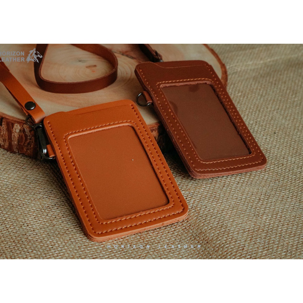 

[♔ I8@] Name Tag Kulit Id Card holder kulit Lanyard Kulit 2 Slot Stok Sedikit