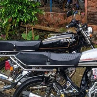 JOK GL 100 STANDAR DLESER anti gembos dijamin rapat tengki - jok gl 100 / gl 125
