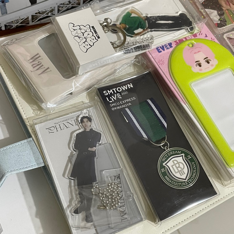 [no pc] acrylic stand keyring beatbox jeno phantom hendery emblem only nct dream smcu lanyard everla