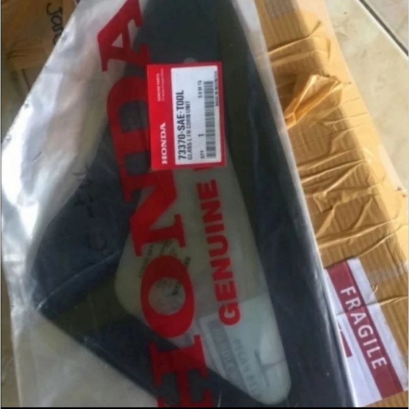 Kaca Mati segitiga depan honda jazz Gd3 2003 - 2007 lengkap lis