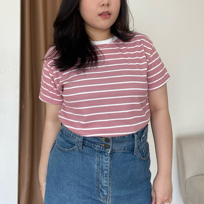 Somi Top - Kaos Knit Salur - Kaos Salur Knit - Kaos Knit - Atasan Knit Wanita - Atasan Wanita - Kaos