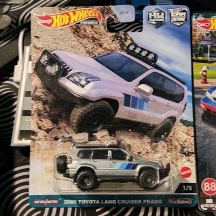 HOTWHEELS HW OFFROAD TOYOTA PRADO