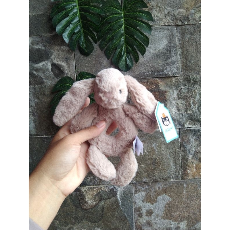 bashful beige bunny ring rattle by jellycat