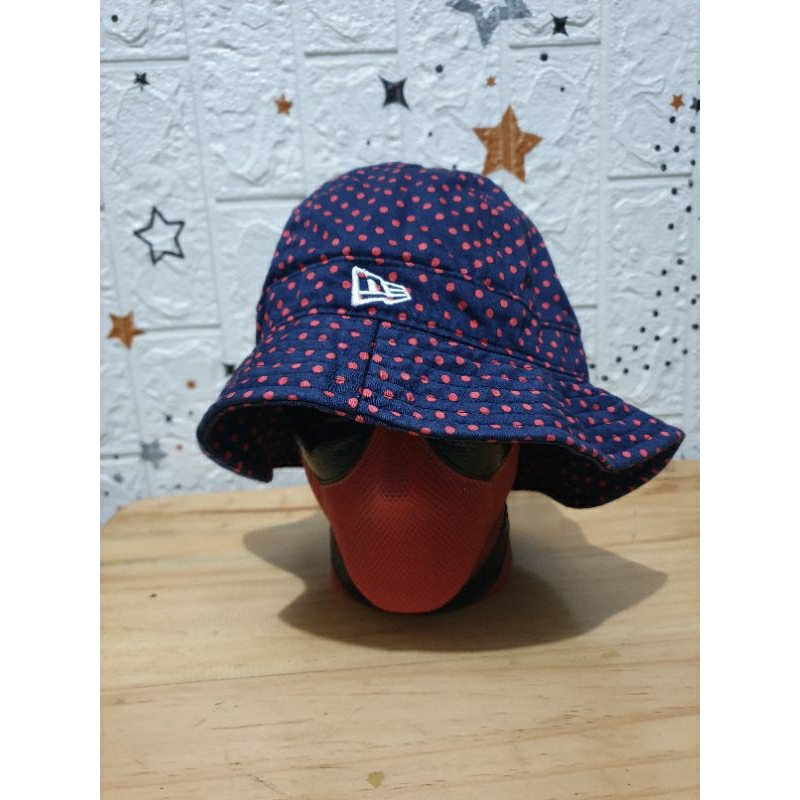 bucket hat polkadot new era second