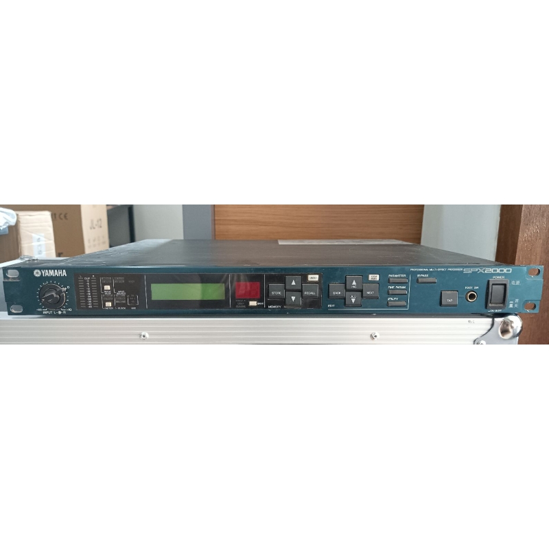 YAMAHA SPX 2000 (SECOND)