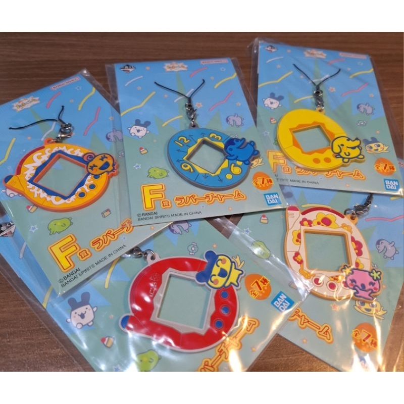 Tamagotchi gantungan bandai