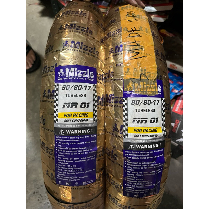 Mizzle MR01 90/80 17