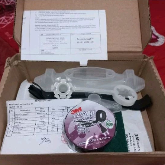 

3M Scotchcast 92-A1 Penyambung Kabel Garnitur Pengecor Splicing Kit Resin Original