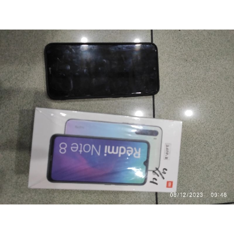smartphone android Xiaomi Redmi Note 8 ram 4+1gb 64gb hitam komplit normal