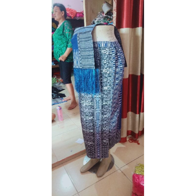 rok siap pakai motif sibolang rasta