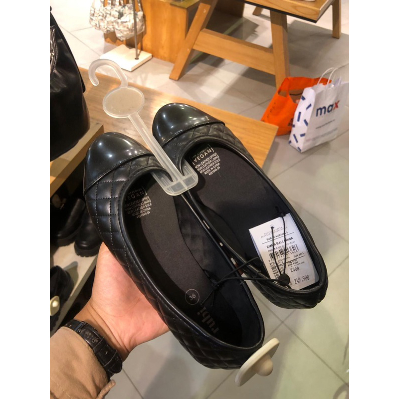 RUBI WOMENS FLAT SHOES SALE UP TO 70%