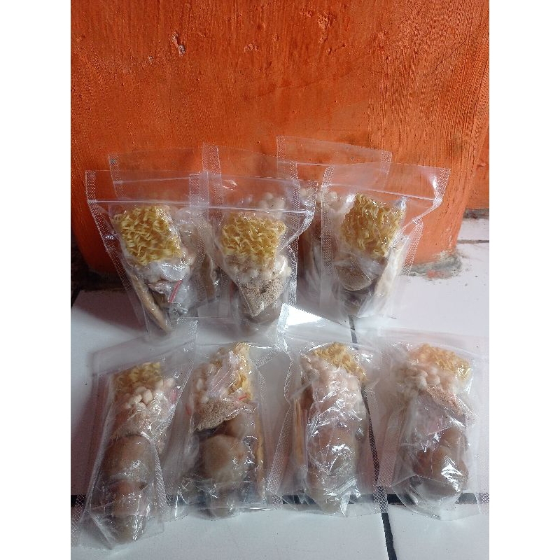 

Baso aci pedas telor | Baso aci instan