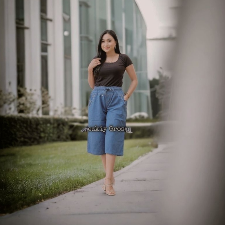 Cuma satu hari CELANA JEANS PENDEK 7/8 WANITA DEWASA // CELANA KULOT 7/8 PENDEK SANTAI WANITA DEWASA