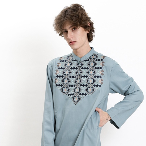 Preview Baju koko Itang Yunasz Limited Panjang Biru Tosca Anas