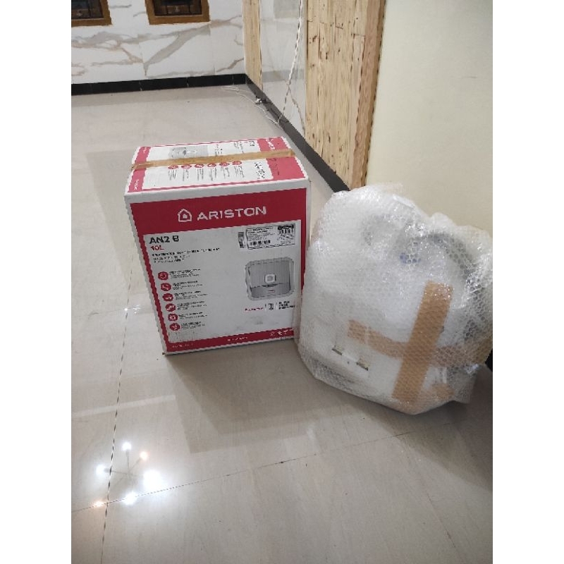 WATER HEATER ARISTON 10LITER SECOND