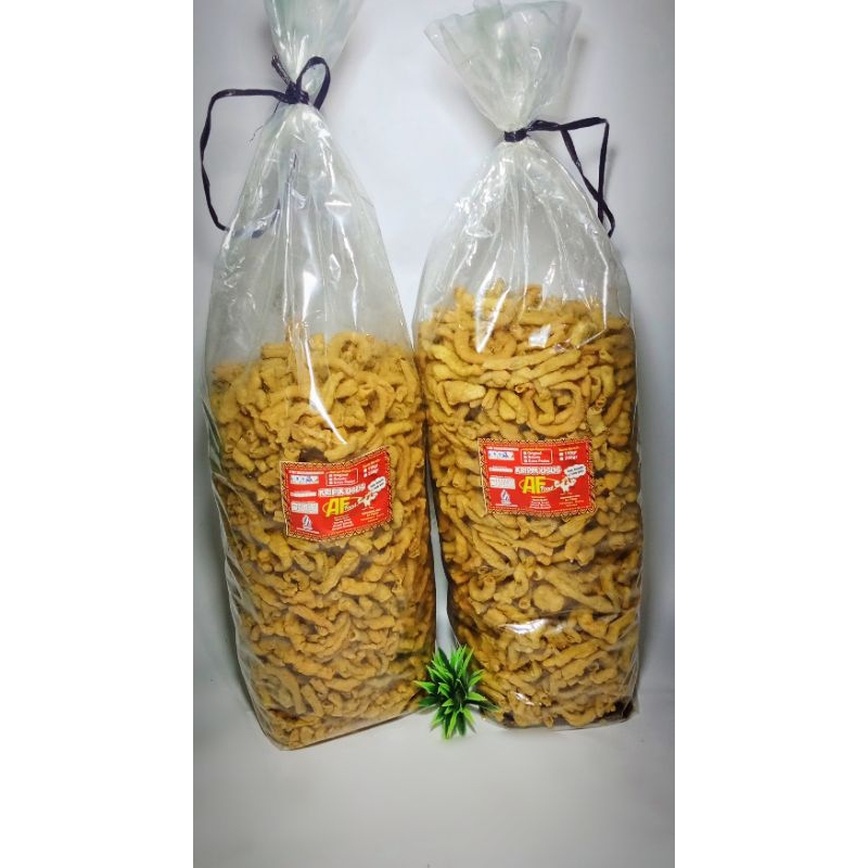 

kripik usus 1ball / Kripik usus 1 ball isi 2kilo /kripik usus enak/Kripik usus original/keripik usus 1ball/ keripik usus enak/keripik usus gurih