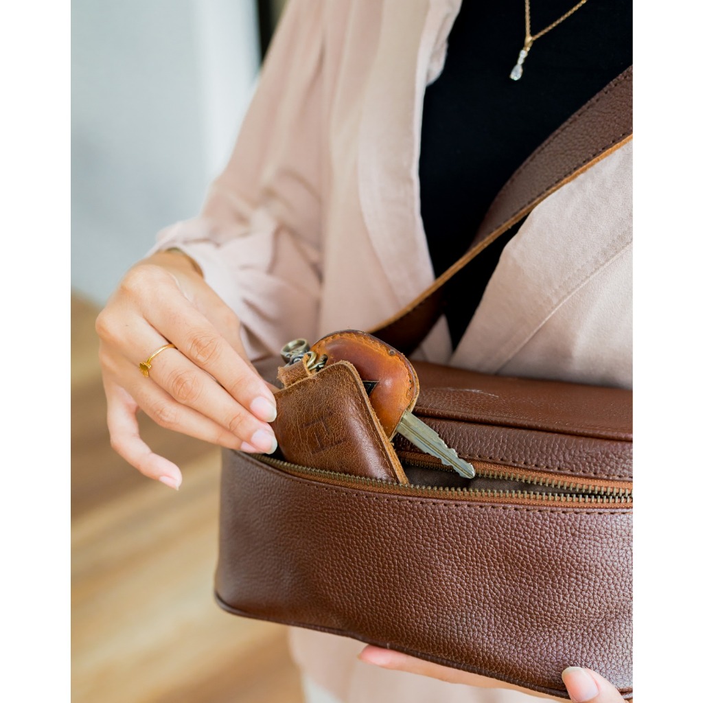 Kenes Leather Sling Bag Wanita Tas Selempang Kulit Asli LEXI Mill - Free Grafir Nama