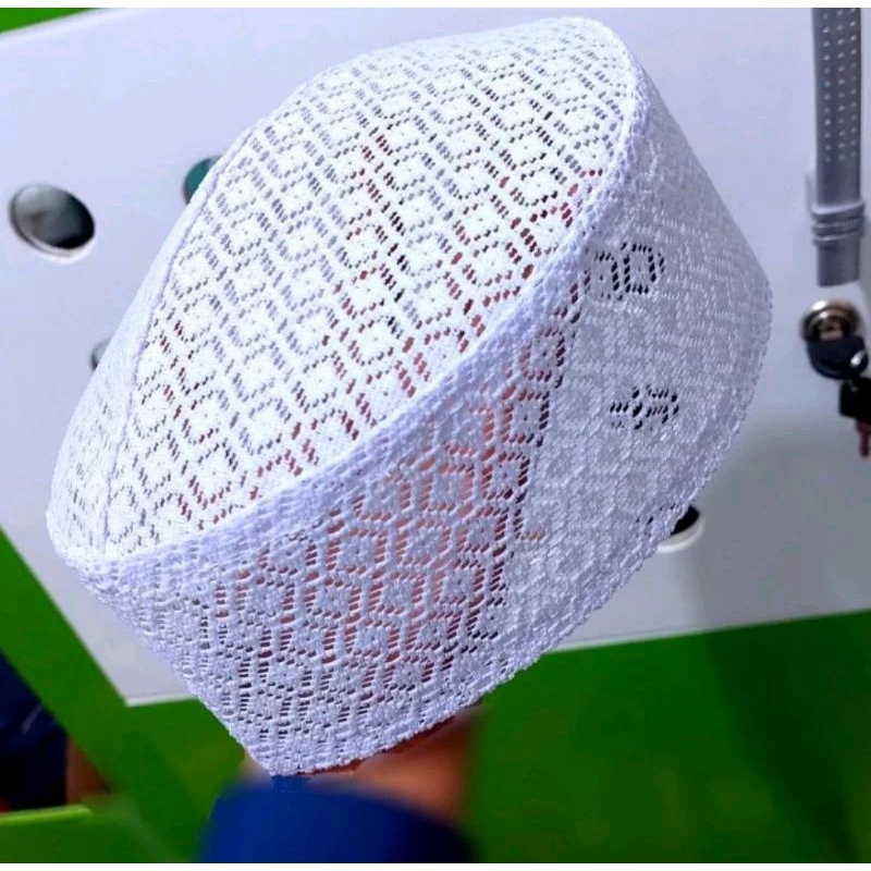 peci kopiah jaring putih hitam murah berkualitas / peci haji peci santri