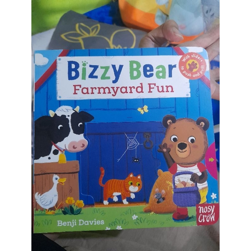 Bizzy Bear Farmyard Fun