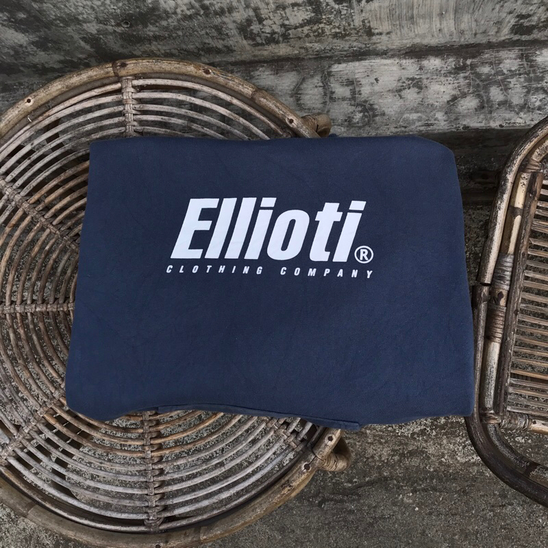 ELLIOTI HOODIE