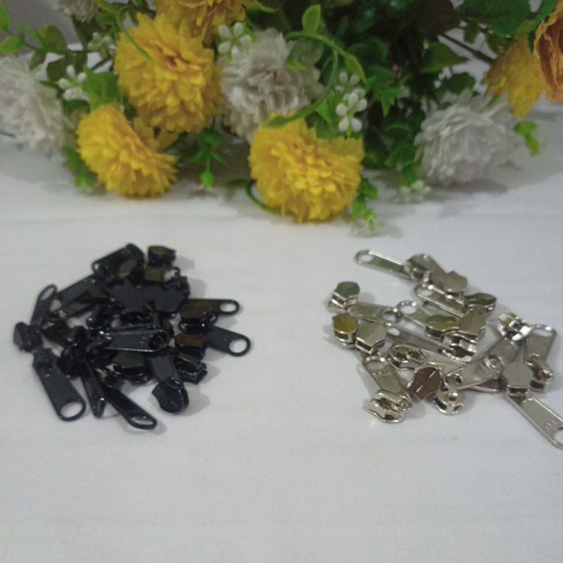 SETENGAH LUSIN Kepala resleting YKK no.5