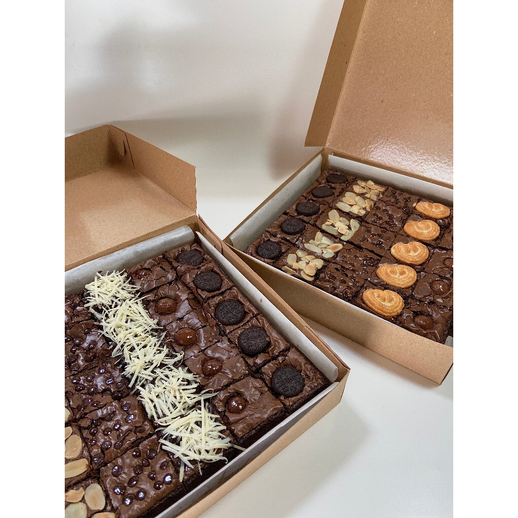 

Brownies Sharing size 20 x 20 cm