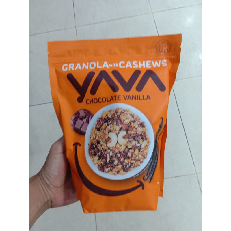 

YAVA GRANOLA 400g coconut banana,ccoklat vanila