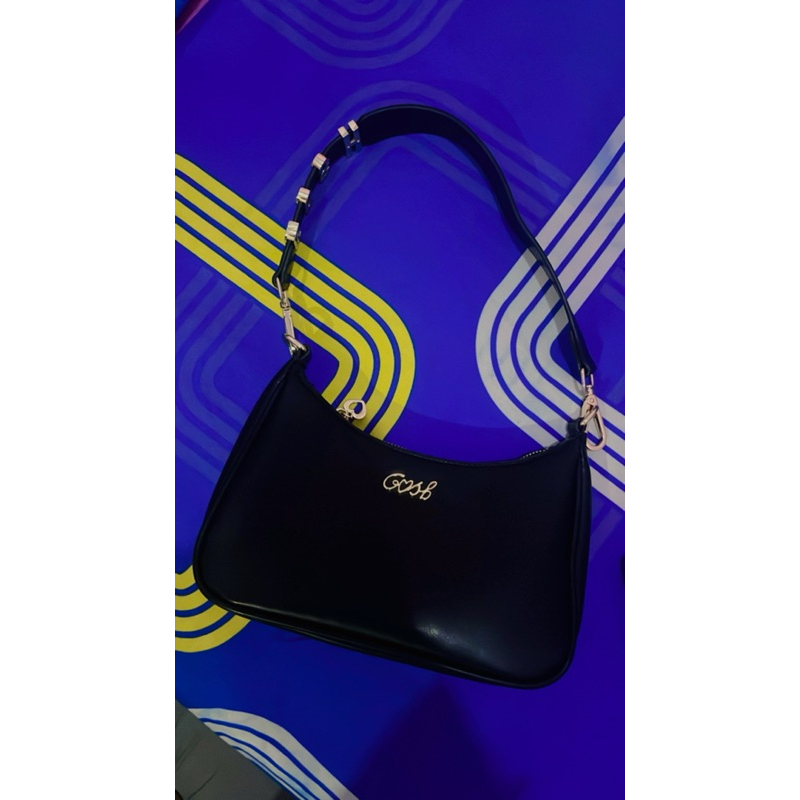 Tas gosh pl like new