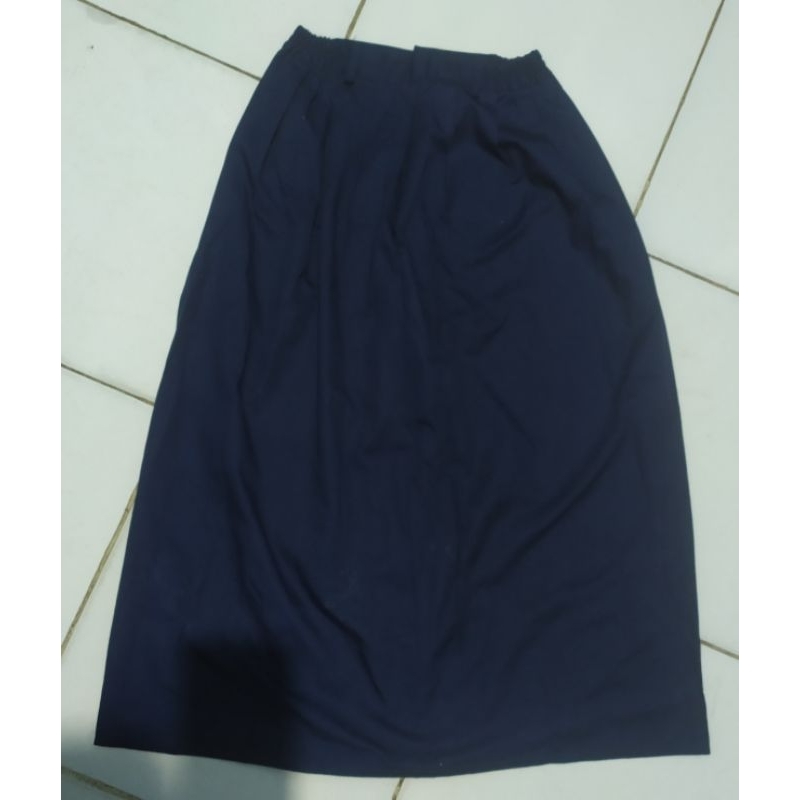 [PRELOVED/BEKAS] ROK BIRU SMP, CELANA BIRU SMP, CELANA SMA, CELANA PRAMUKA SMA/SMK BEKAS