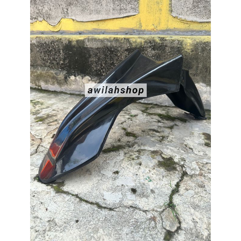 Spakbor Depan Wr 155 Selebor depan wr 155 Supermoto