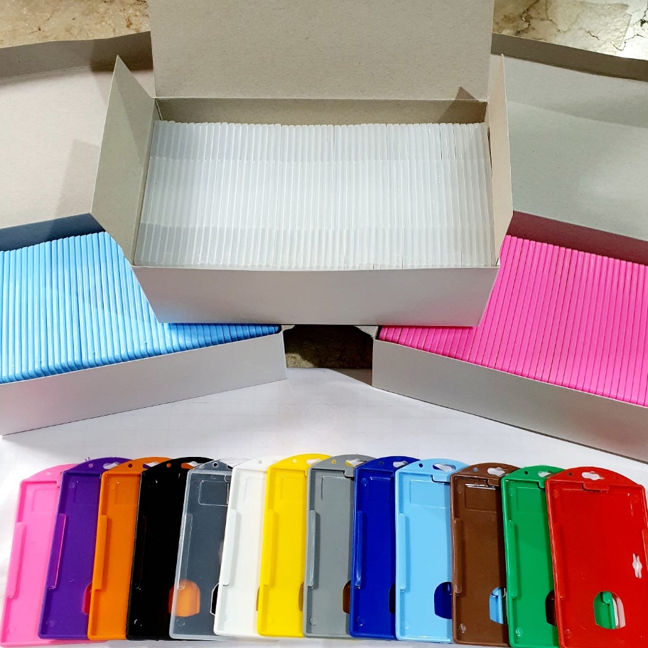 

Terbaru ID Card Casing / Case / Holder / Frame / Name Tag Plastik Satu Sisi Kartu E-toll ATM Flazz Dus Grosiran