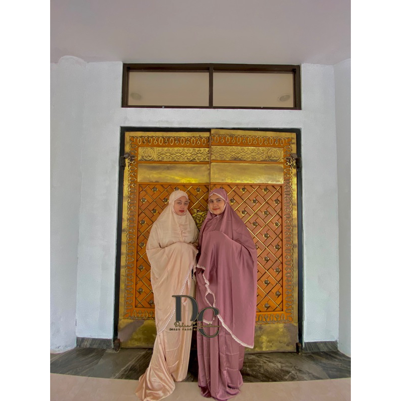 Mukena Armani Silk Premium Polos