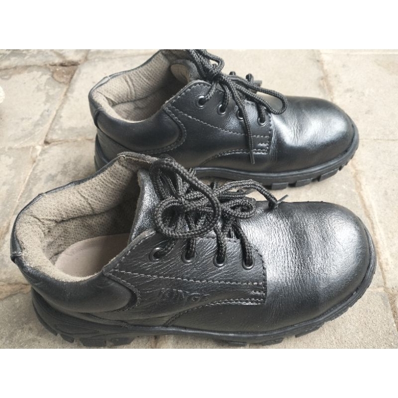 sepatu safety pendek kulit Kings 40 second