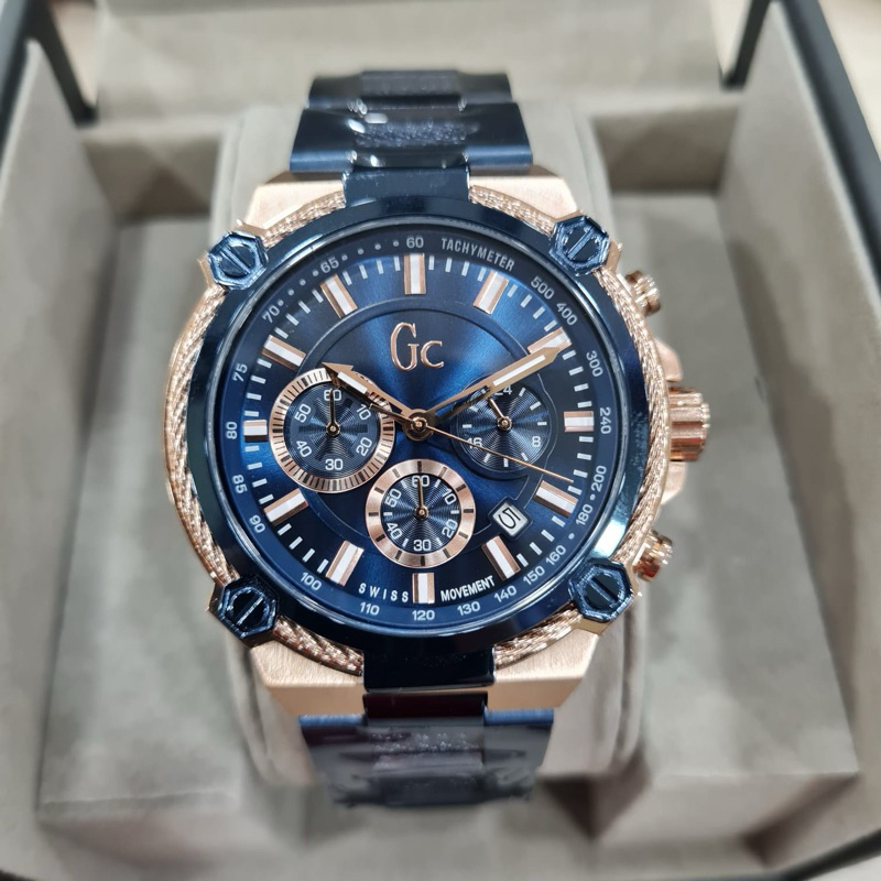 jam tangan pria GC-Y24002G2,super,batrai all stell