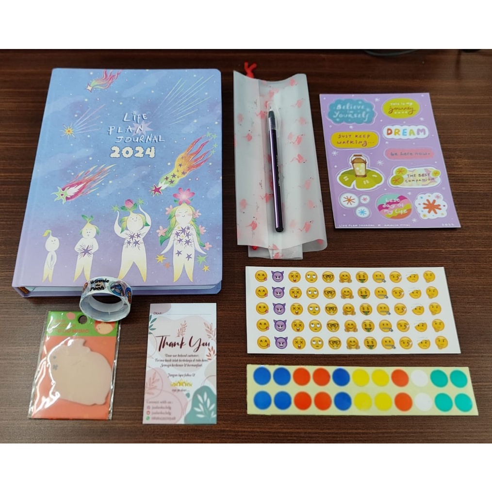 

Terbaik [READY STOCK] Planner 2024 Life Plan Journal + free journal kit !