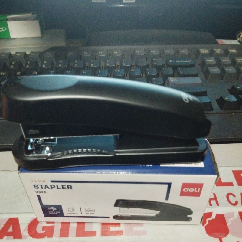 

staples HD 50 deli 25shet 24/6