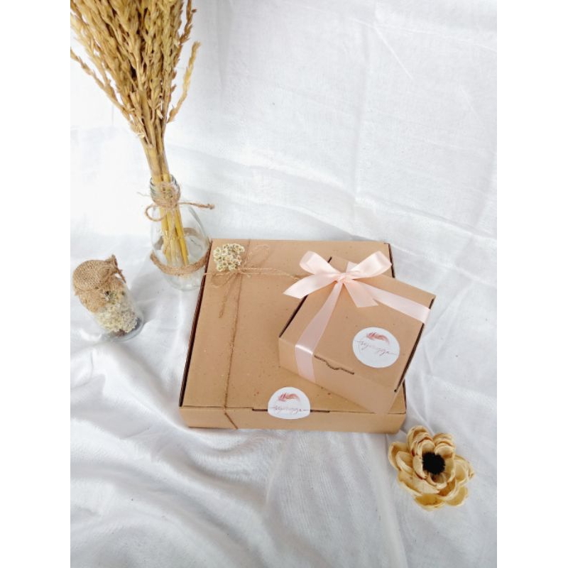 

Hampers hari ibu box hampers ulang tahun hampers ultah kado cewek hampers gamis