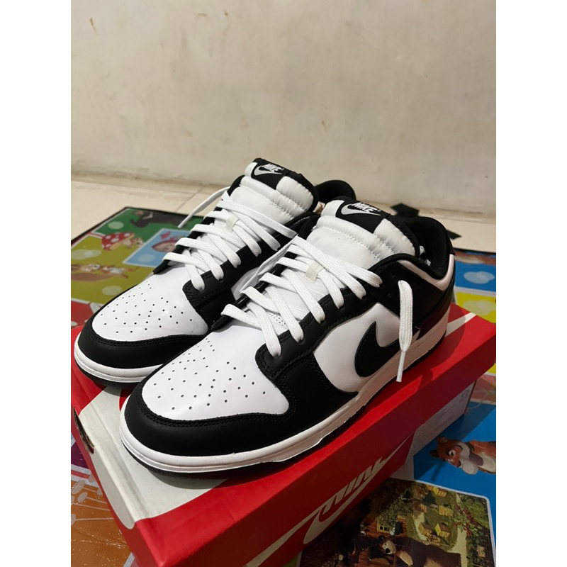 NIKE DUNK PANDA (NIKE STORE PAIR)