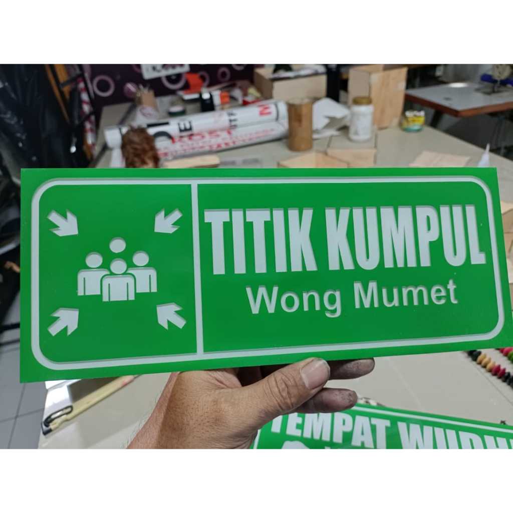 

akrilik acrilic sign titik kumpul