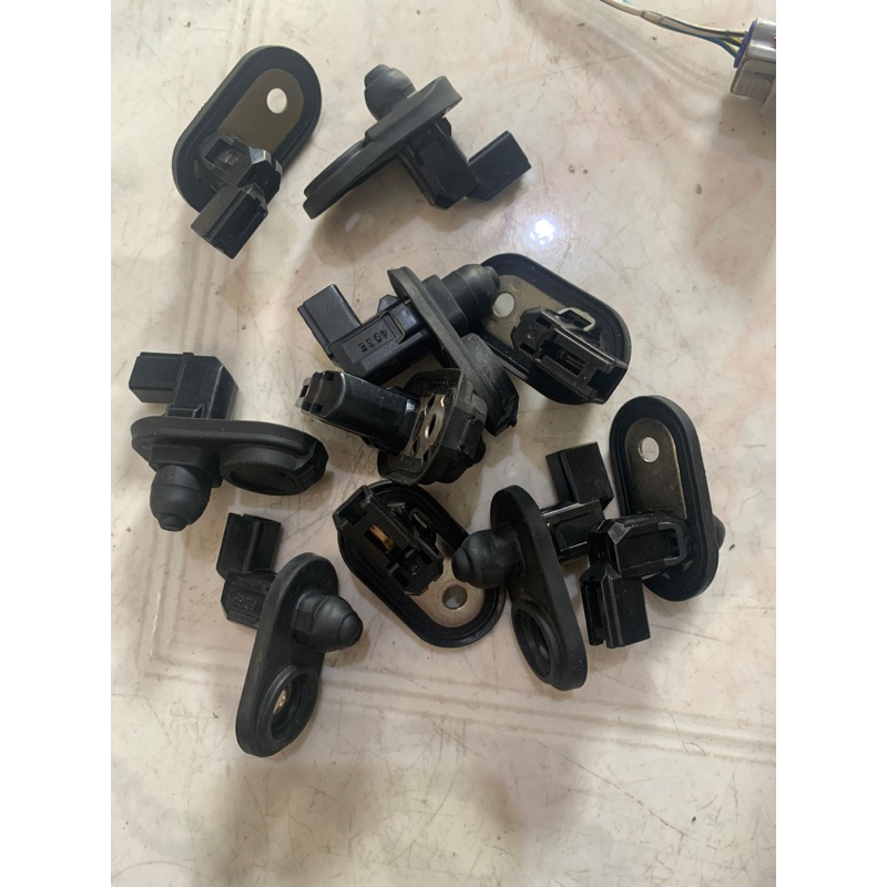 switch pintu avanza soket switc pintu xenia rush terios switch pintu xenia switch pintu rush switch 