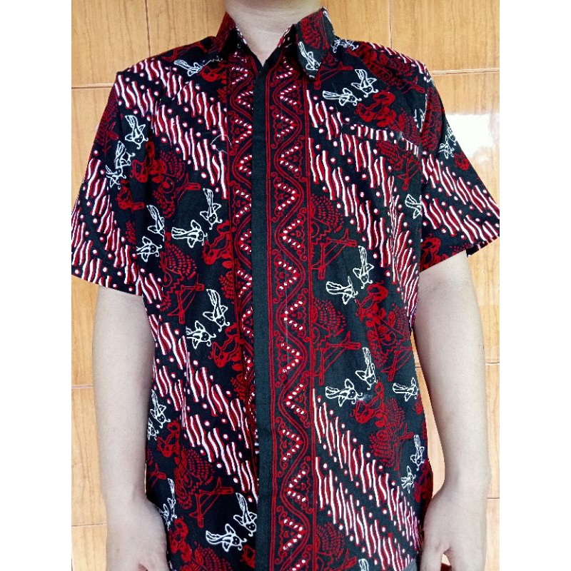 Batik Banyuasin Hitam Pria Lengan Pendek
