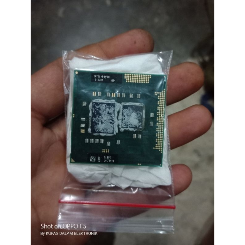 i3-370m  slbuk  j117d411