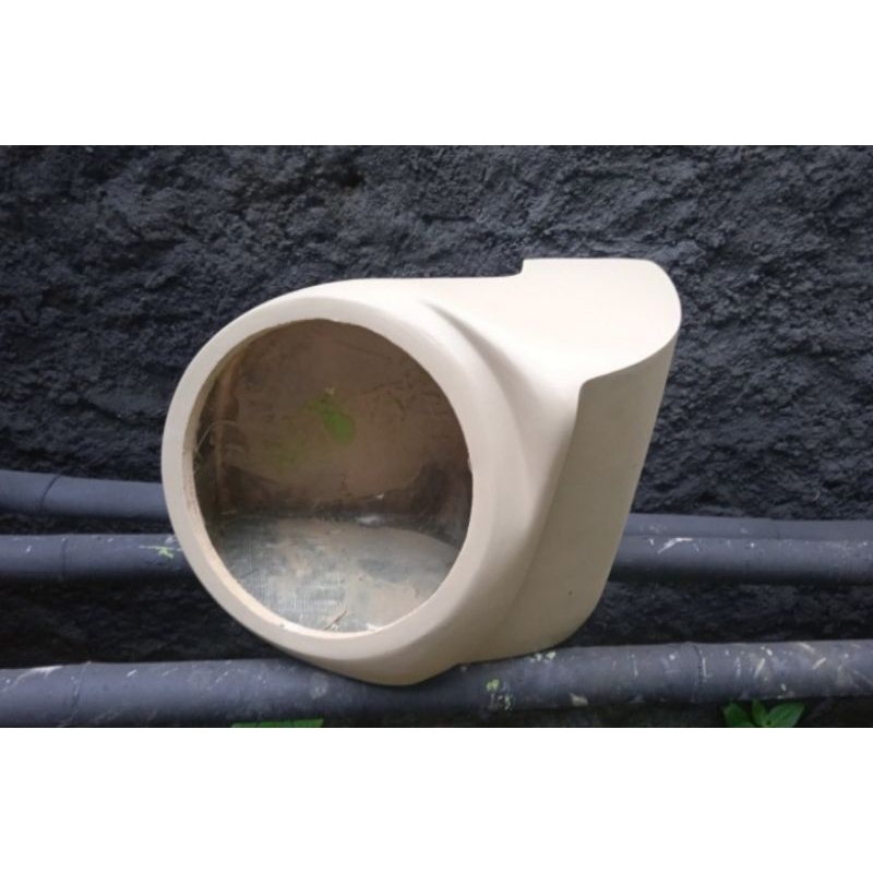 Box Sudut Subwoofer  Avanza/Xenia lama 2011 ke bawah