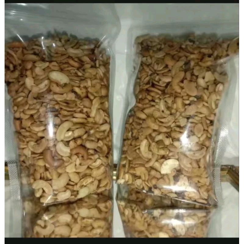 

kacang Mede patahan matang 200gr