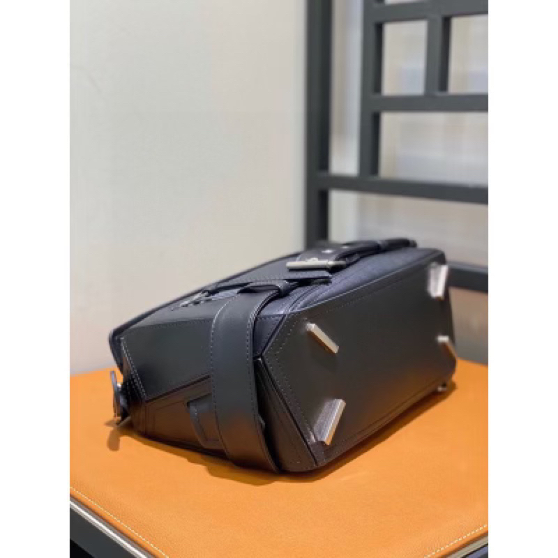 TAS PRELOVED LOEWE