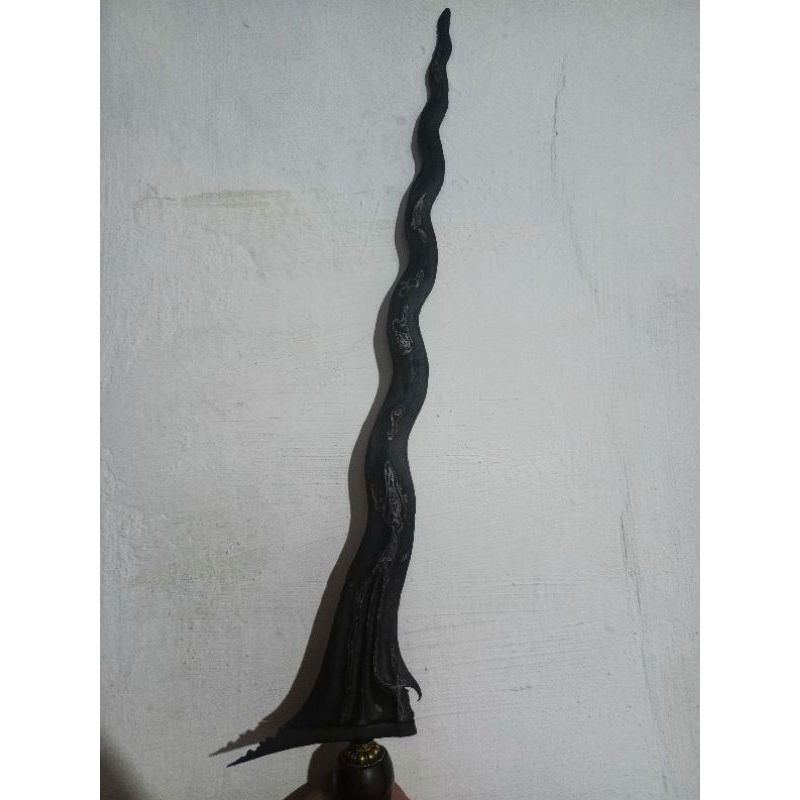 keris sengkelat luk 13