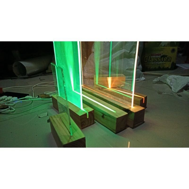 Dudukan Lampu Akrilik / Stand Akrilik LED Usb