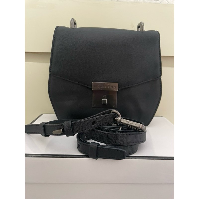 Carlyn Sling Bag Black Chrome - PL Minus