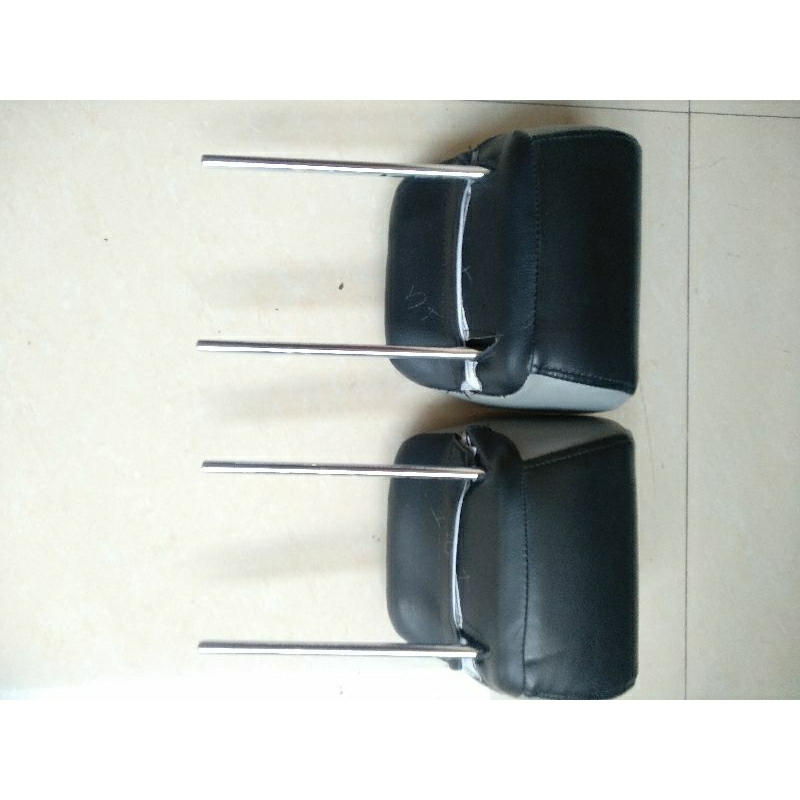 Headrest Ayla Agya 2018