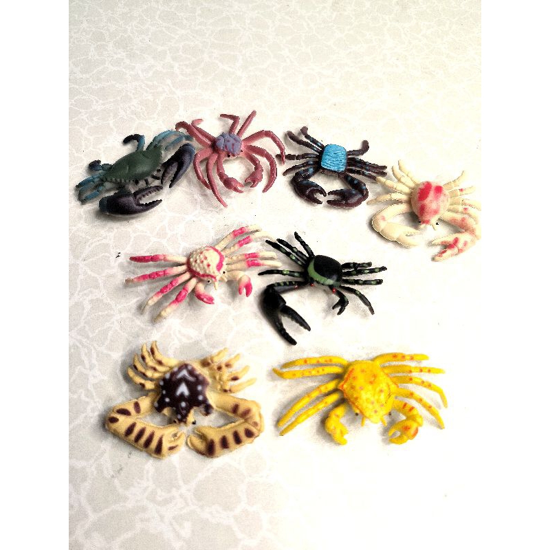 mainan kepiting karet untuk edukasi